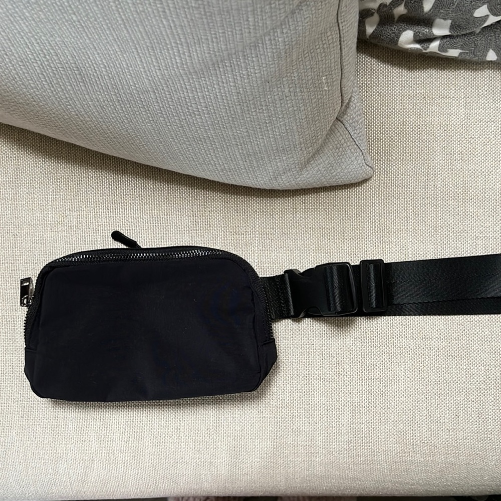 Fanny pack